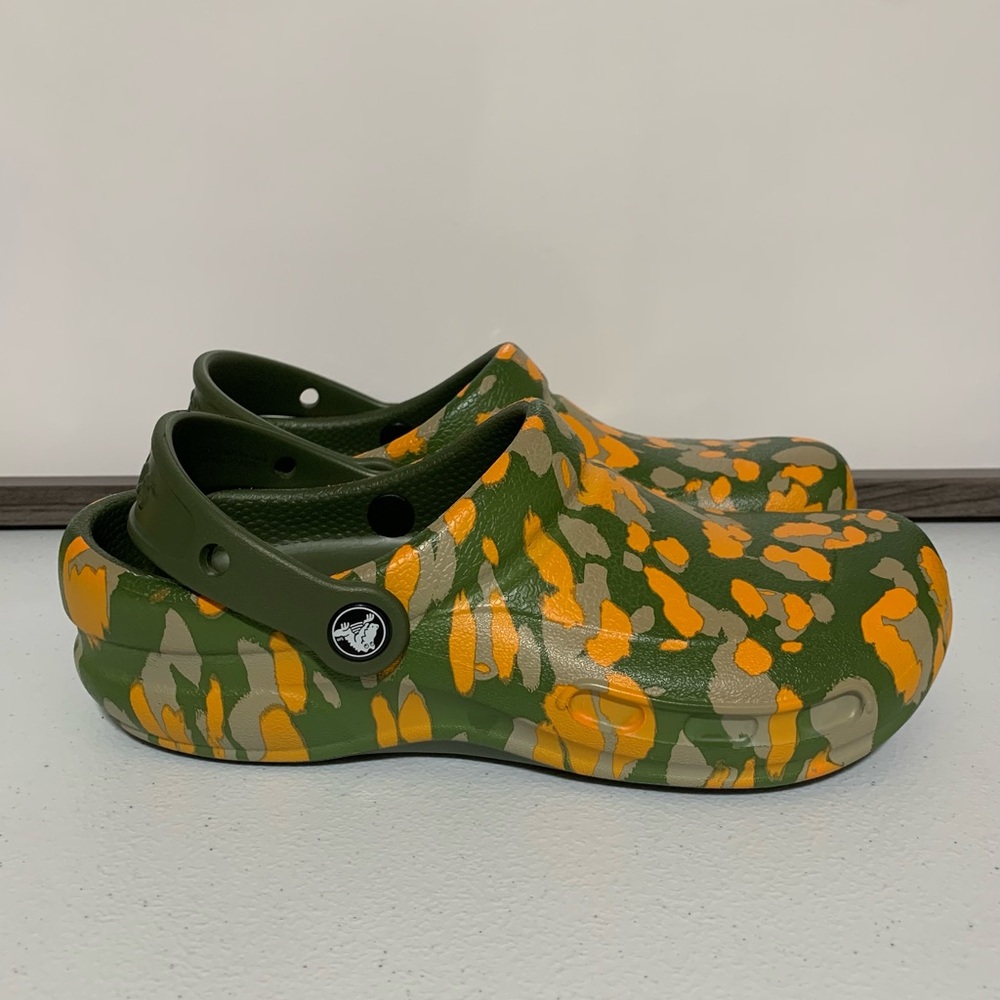 CROCS at Work Bistro Graphic Clog-Size 8 NWT